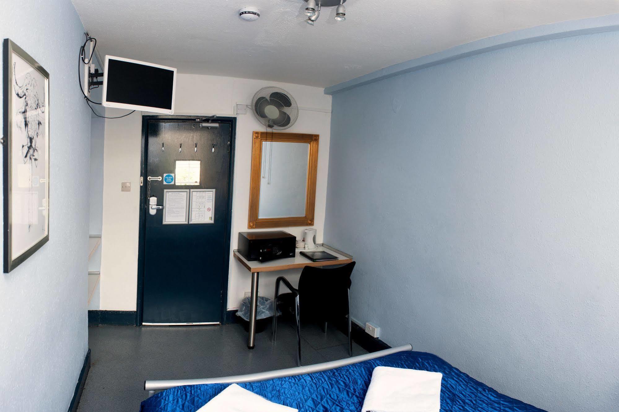 Hostel London Kings Cross Лондон Экстерьер фото